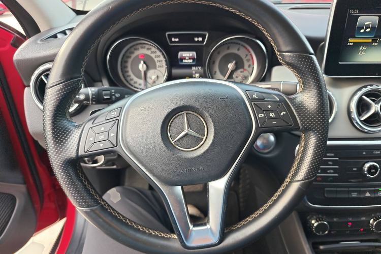 Used Mercedes-Benz GLA 2016 GLA 200 Sport Edition
