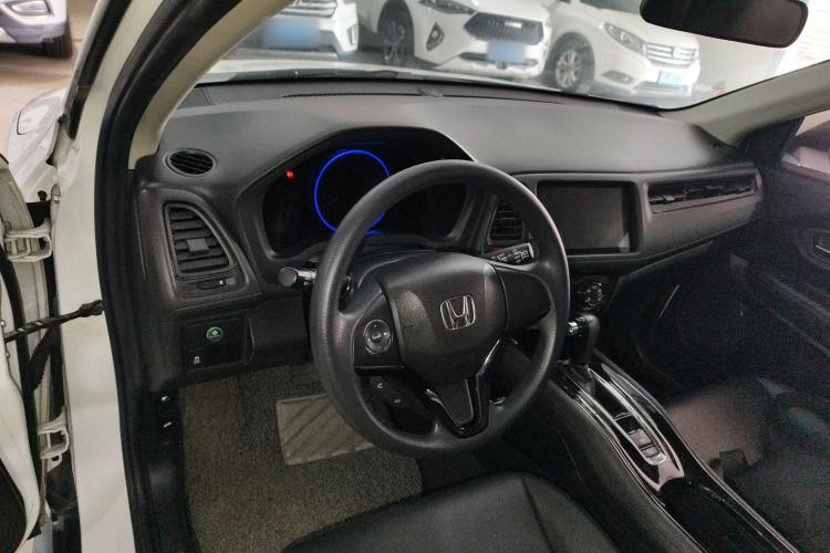 Used Honda Vezel 2017 1.8L CVT Front-Wheel Drive Pioneer Edition