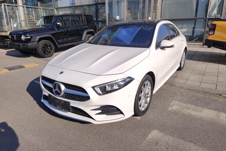 Used Mercedes-Benz A-Class 2022 Restyled A 200 L Sport Sedan Fashion Version

