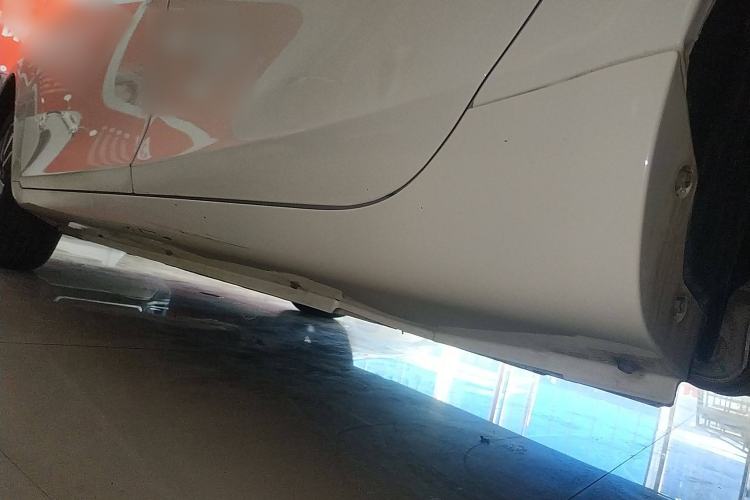 Used Geely Auto Emgrand 2019 Leading Edition 1.5L CVT Upward-Connected Model China VI Standard
