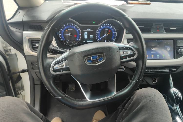 Used Geely Auto Vision X3 2019 Upgraded Model 1.5L Manual Elite Version