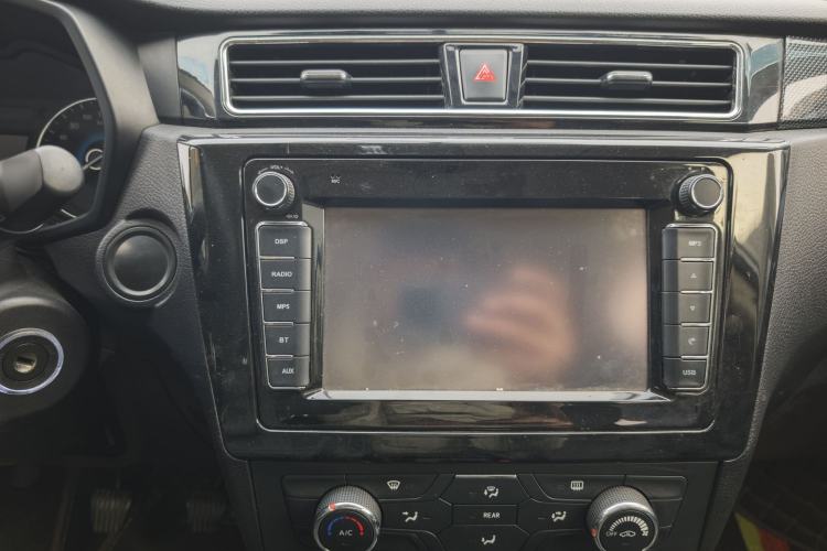 Used Dongfeng Fengon 580 2016 1.8L Manual Comfort Model
