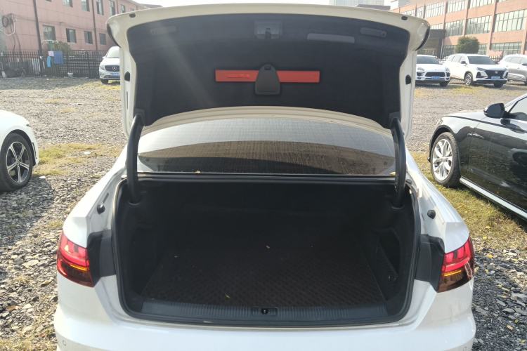 Used Audi A4L 2022 40 TFSI Fashion Dynamic Model
