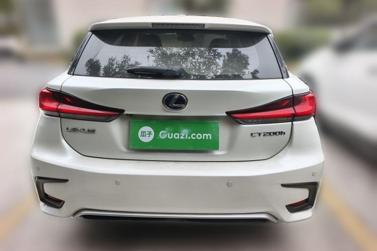 Used Lexus CT 2017 CT200h Comfort Edition Monochrome China VI
