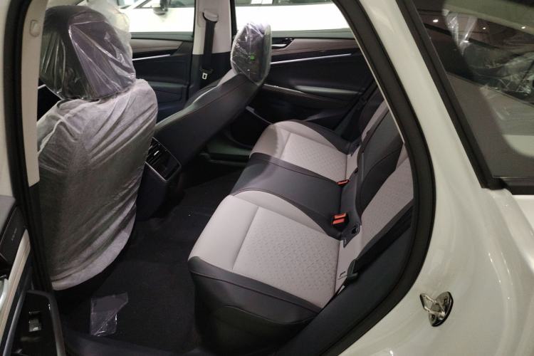 Used Volkswagen ID.7 VIZZION 2024 AIR model