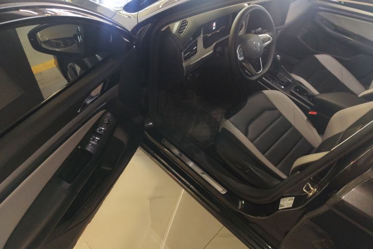 Used Volkswagen Bora 2023 300TSI DSG Prestige Edition