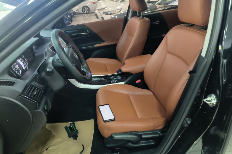 Used Honda Accord 2016 2.0L Comfort Edition
