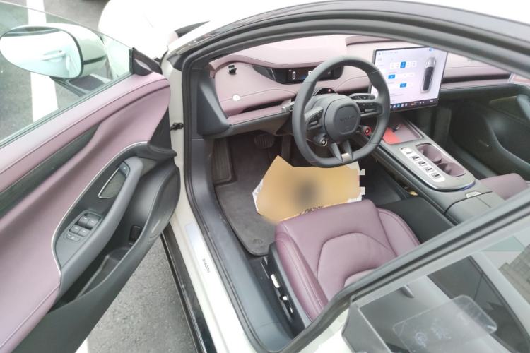 Used  SU7 2024 Rear-Drive Ultra-Long Range Advanced Pro-Level Intelligent Driving Version