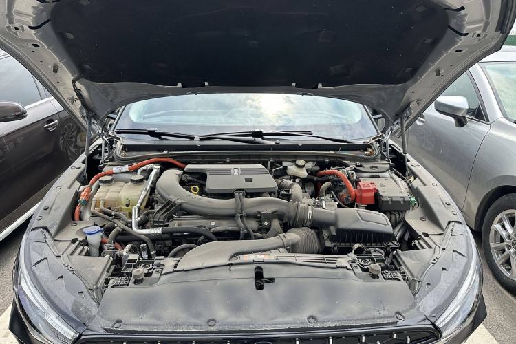 Used Lincoln Z 2024 2.0T Two-Wheel Drive Prestige Hybrid Version
