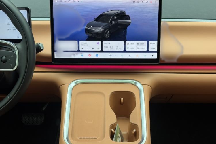 Used Leapmotor C16 2026 Extended-Range 280 LiDAR Zhizun Edition 6 Seats
