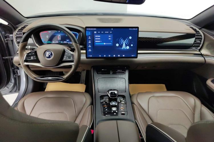 Used BYD Han 2022 DM-i 121KM Luxury Model
