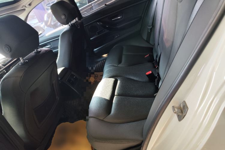 Used BMW 3 Series 2016 320Li Ambition Model
