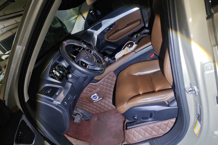 Used Volvo XC90 2019 T5 Zhiyi Edition 5-Seater China V Standard
