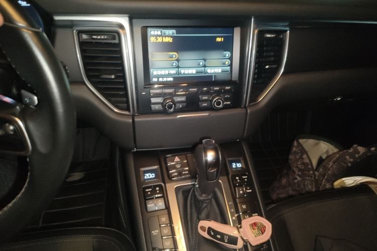 Used Porsche Macan 2014 Macan 2.0T
