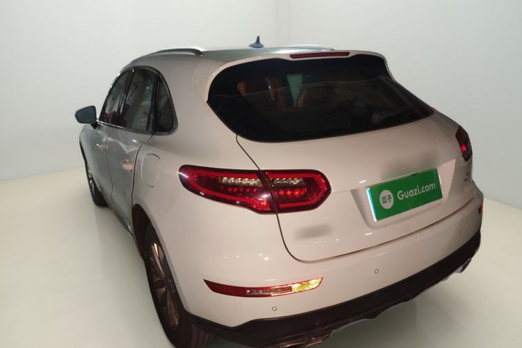 Used Zotye SR9 2017 2.0T Automatic Ultimate Light Edition
