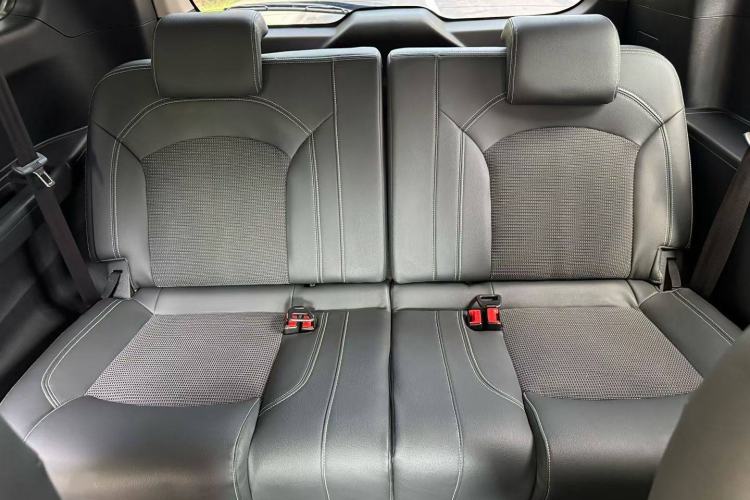 Used SAIC MAXUS G10 2016 2.0T Automatic Elite Edition