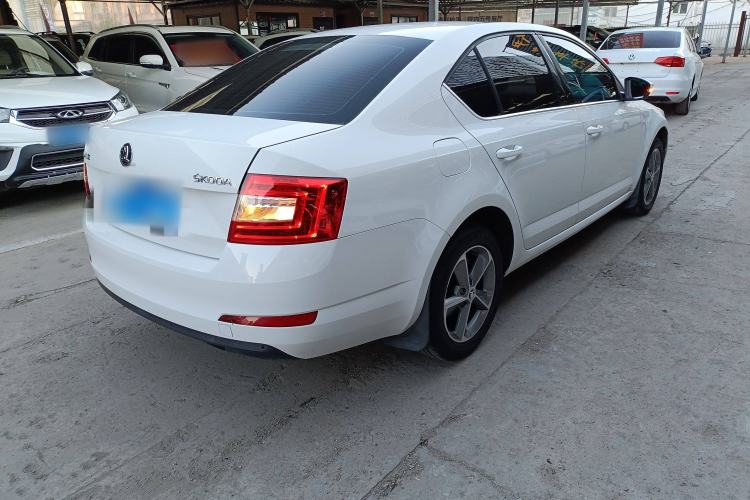 Used Skoda Octavia 2016 1.6L Automatic Chuanxing Edition
