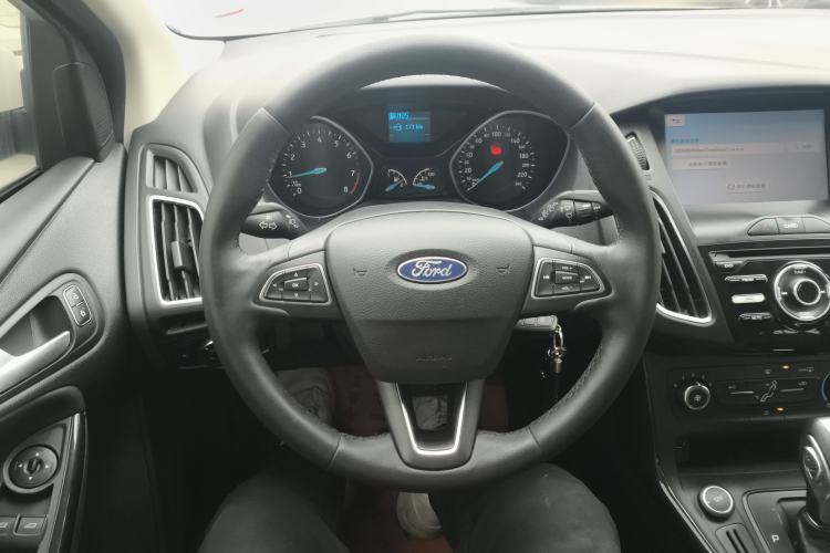 Used Ford Focus 2018 Hatchback Classic 1.6L Automatic Trendy SmartDrive Edition