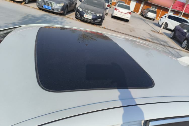 Used BMW 5 Series 2014 525Li Leading Model