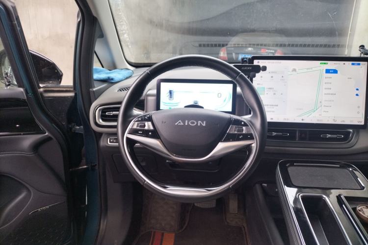 Used AION V 2022 Plus 70 Executive Edition Ternary Lithium