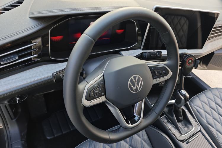 Used Volkswagen Sagitar 2023 300TSI DSG Excellence Edition