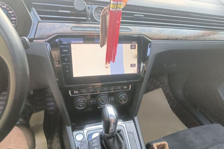 Used Volkswagen Magotan 2018 330TSI DSG Luxury Model
