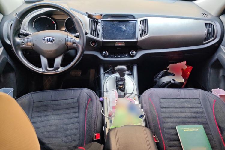 Used Kia Sportage R 2015 2.0L Automatic Two-Wheel Drive DLX Model
