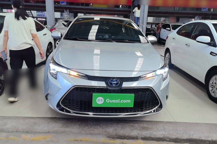 Used Toyota Levin 2019 Dual-Engine 1.8H E-CVT Luxury Edition China VI Standard
