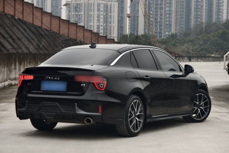 Used Lynk & Co 03 2022 1.5TD DCT JingPro