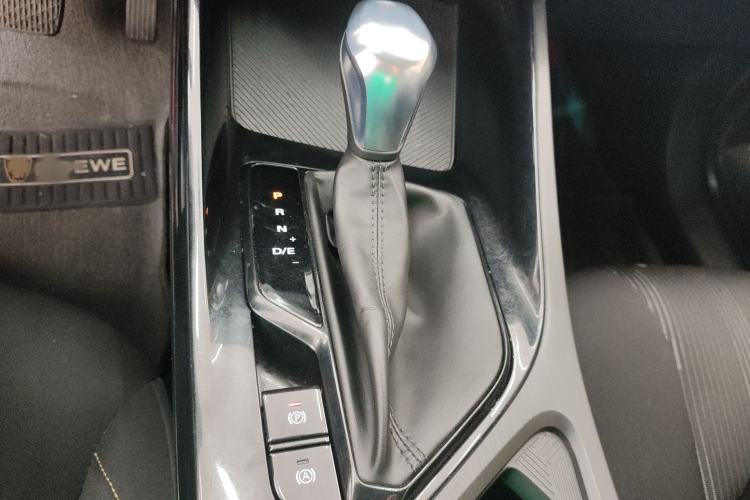 Used Roewe i5 2021 1.5L CVT Platinum Edition
