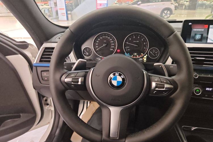 Used BMW 3 Series 2018 320i M Sport Package

