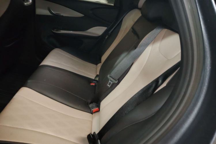 Used BYD Dolphin 2023 420 km Fashion Edition
