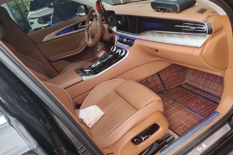 Used Hongqi H9 2020 2.0T Smart Connect Flagship Edition
