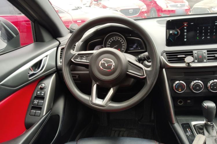 Used Mazda CX-4 2018 2.0L Automatic Two-Wheel Drive Blue Sky Dynamic Version China VI Standard