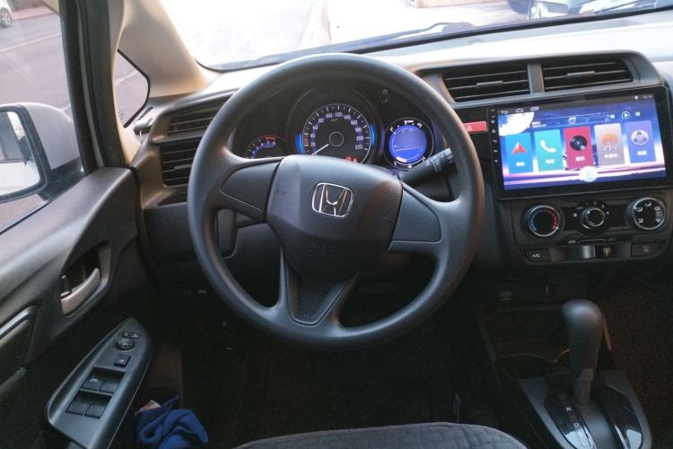 Used Honda Fit 2016 1.5L LXS CVT Comfort Sunroof Version
