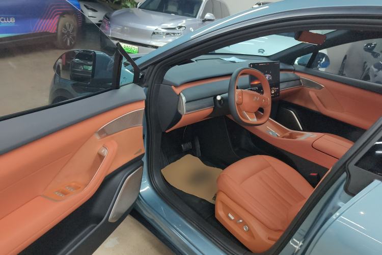 Used ONVO L60 2024 60 kWh All-Wheel Drive
