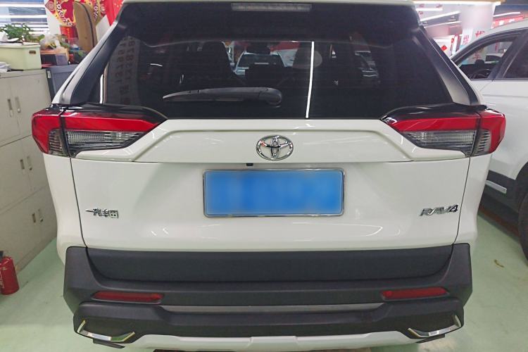 Used Toyota RAV4 2020 2.0L CVT Two-Wheel Drive Fashion PLUS Edition
