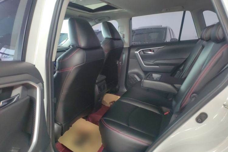 Used Toyota RAV4 2021 2.0L CVT Two-Wheel Drive Fashion Edition
