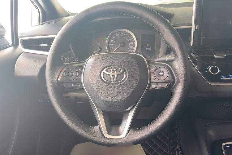 Used Toyota Levin 2021 185T CVT Luxury Edition
