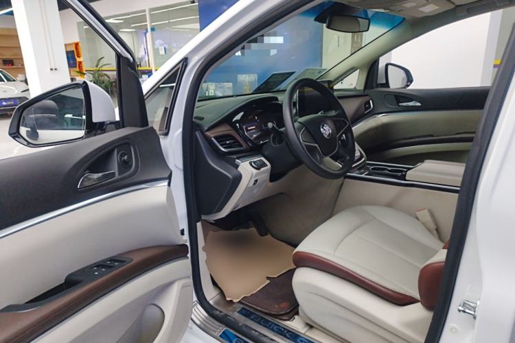 Used Buick GL8 2021 Land Cruiser Executive Class 652T Comfort Model
