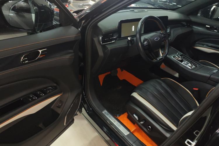 Used Ford Equator 2023 EcoBoost 225 Obsidian Orange Edition Prestige 7-Seater (2/2/3)