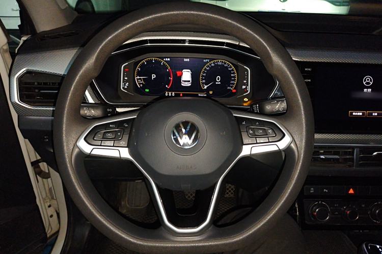 Used Volkswagen Tacqua 2021 200TSI DSG JoyConnect Edition
