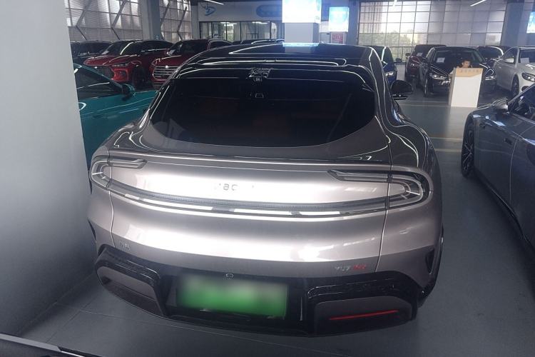 Used  YU7 2025 Ultra-Long Range High-Performance All-Wheel-Drive Max Edition
