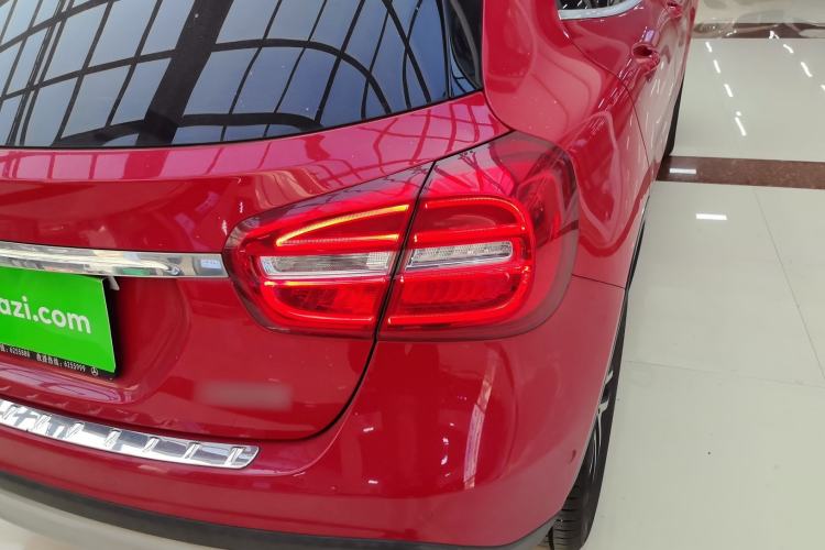 Used Mercedes-Benz GLA 2015 GLA 200 Fashion Model