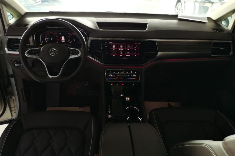 Used Volkswagen Viloran 2020 380TSI Prestige Edition
