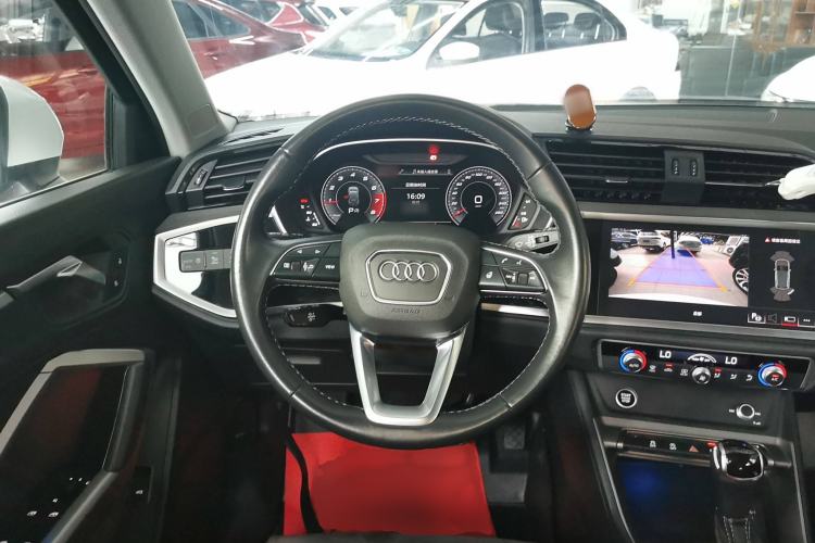 Used Audi Q3 2023 35 TFSI Progressive Dynamic Edition (1.4T)