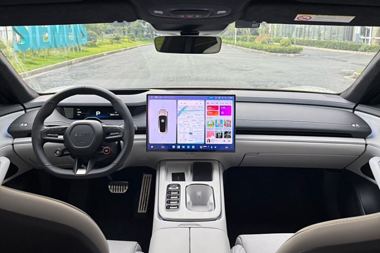 Used  SU7 2024 Four-Wheel Drive Ultra-Long Range Advanced Intelligent Driving Max Edition
