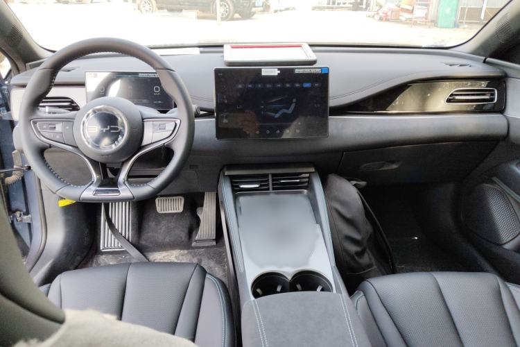 Used BYD Seal 06 New Energy 2024 DM-i 120KM Prestige Model
