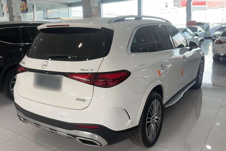 Used Mercedes-Benz GLC 2023 Refreshed GLC 300 L 4MATIC Dynamic Version 7-Seater
