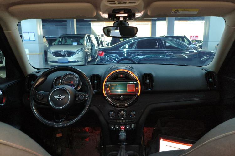 Used  Countryman 2018 1.5T COOPER Special Edition